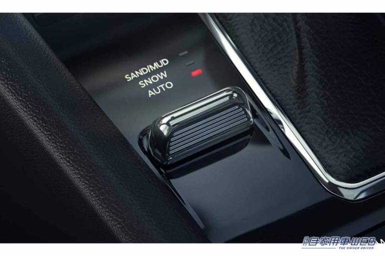 Jeepアクティブドライブ|限定150台「Jeep Compass Longitude 4×4」を発売、強靭な悪路走破性が魅力