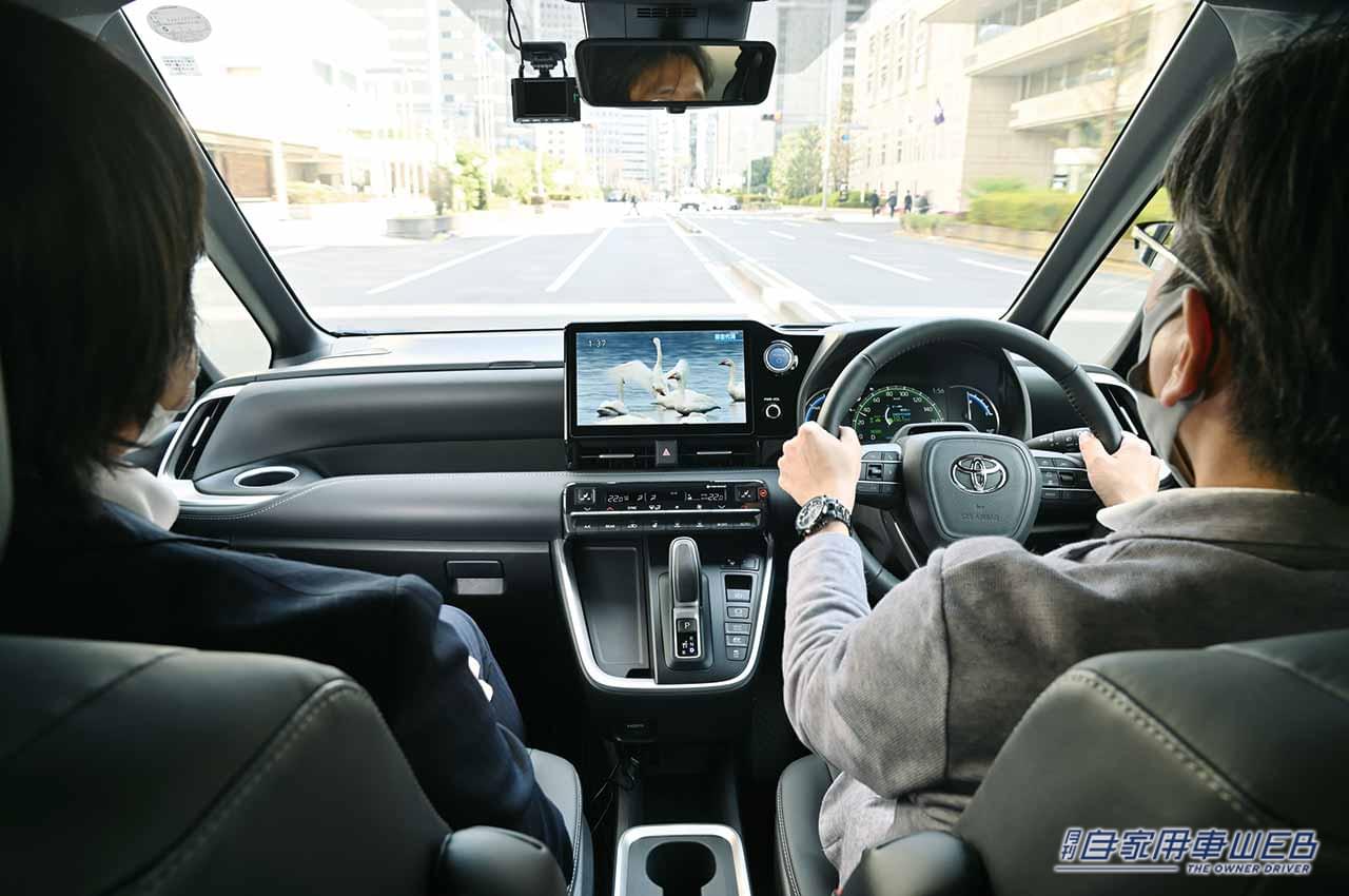 |ドライブ中でもテレビ&映像が楽しめるTV-KITに、新型ノア/ヴォクシー用が登場