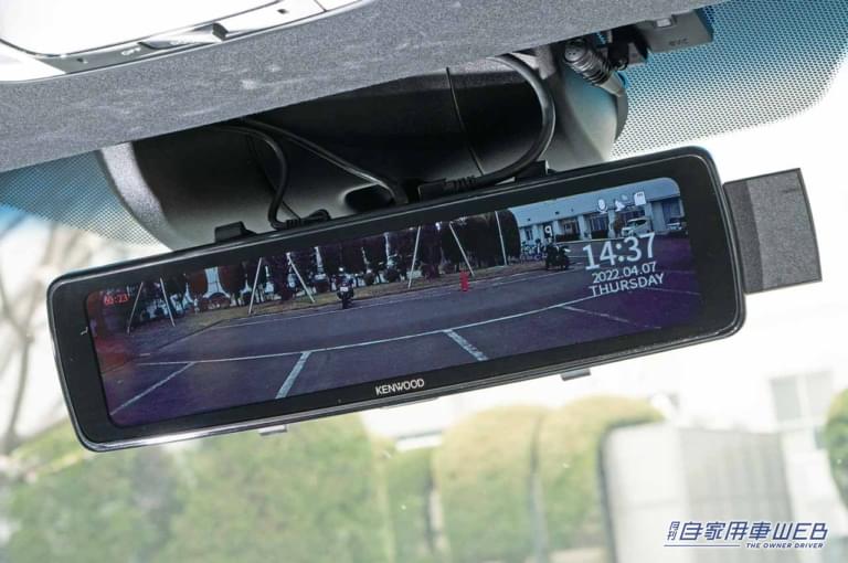 ドライブレコーダー|DRV-EMN5700|本体|8型フローティングディスプレイ搭載で、軽自動車やコンパクトカーとの相性も抜群【彩速ナビ】