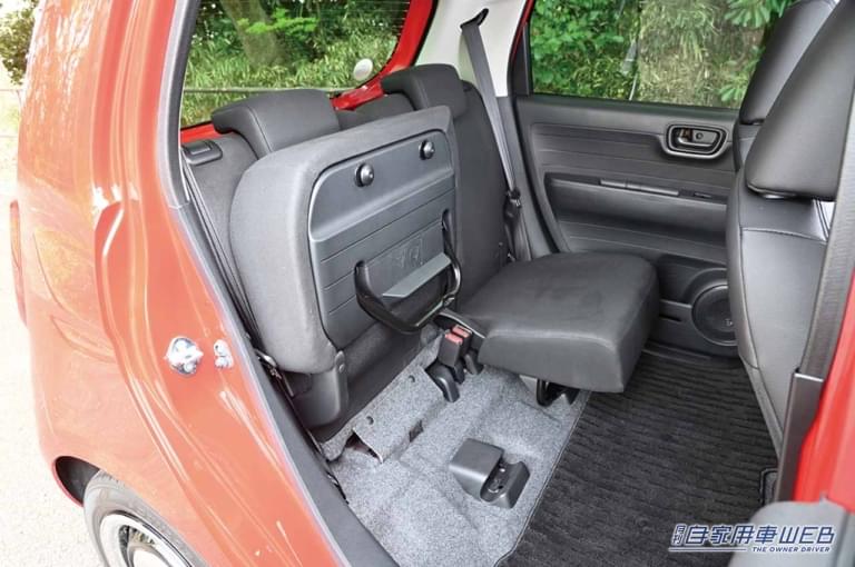 N-ONE|荷室|跳ね上げ|HONDA N-ONEは踏み間違い防止からACCまで、先進装備が大充実!