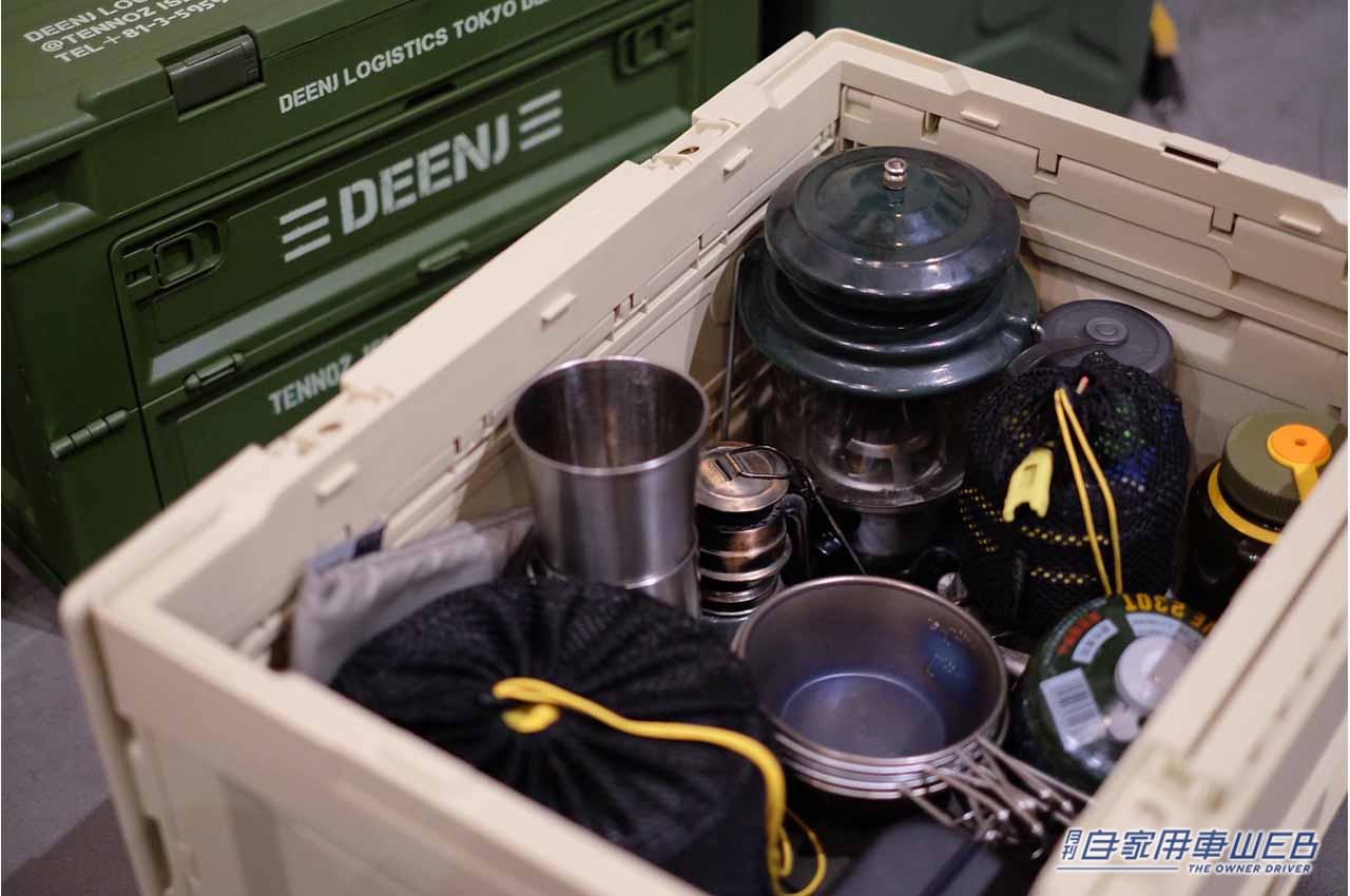 | コンテナを重ねたままでも物の出し入れが可能な横開き機能が嬉しい