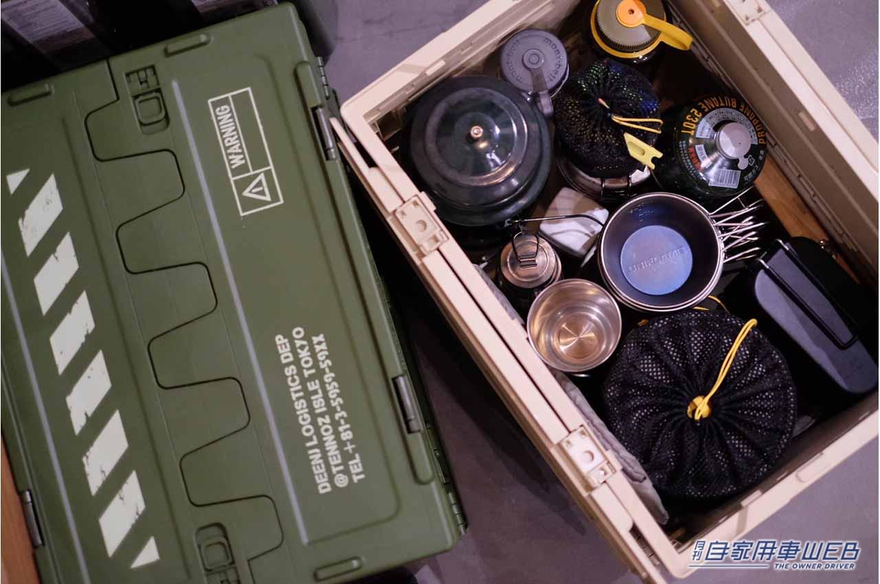 | コンテナを重ねたままでも物の出し入れが可能な横開き機能が嬉しい