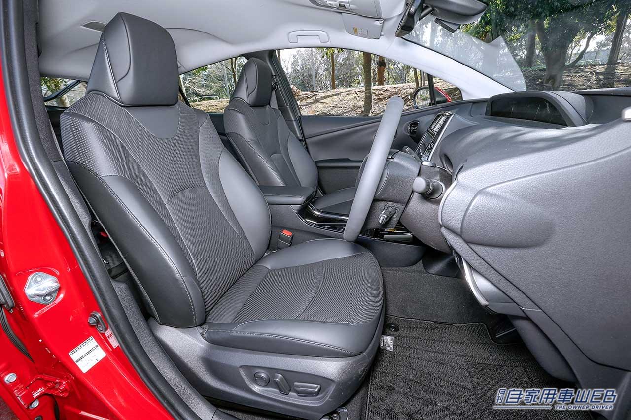 |トヨタ プリウス・燃費性能だけにあらず。走りの実力も大進化した定番ハイブリッドカー【国産車カタログ】