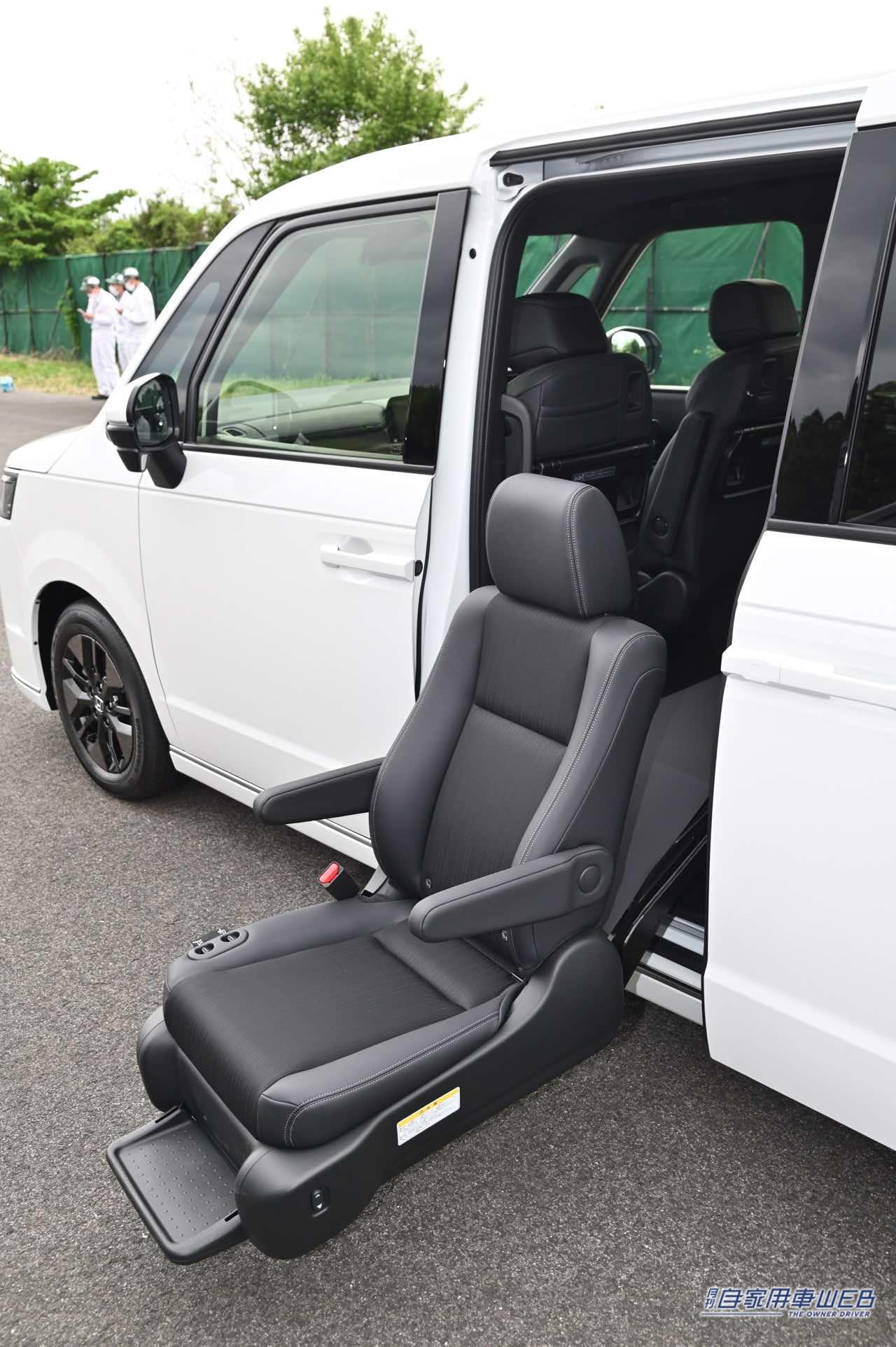 |新型ステップ ワゴンの福祉車両はベースモデルと変わらないスタイリッシュさが魅力!