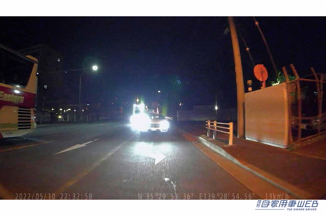 |煽り運転と認識したら自動で録画開始!カロッツェリアの2カメラドラレコが大注目!