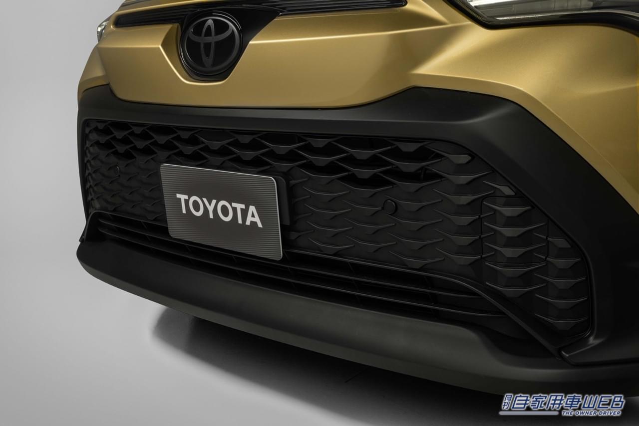 |カローラクロス米国仕様にハイブリッドを2023年モデルとして追加。フロントマスクは日本仕様と同じで全車AWD仕様に