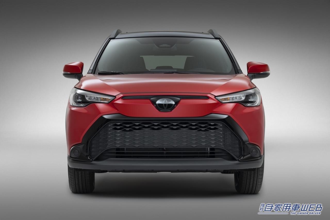 |カローラクロス米国仕様にハイブリッドを2023年モデルとして追加。フロントマスクは日本仕様と同じで全車AWD仕様に