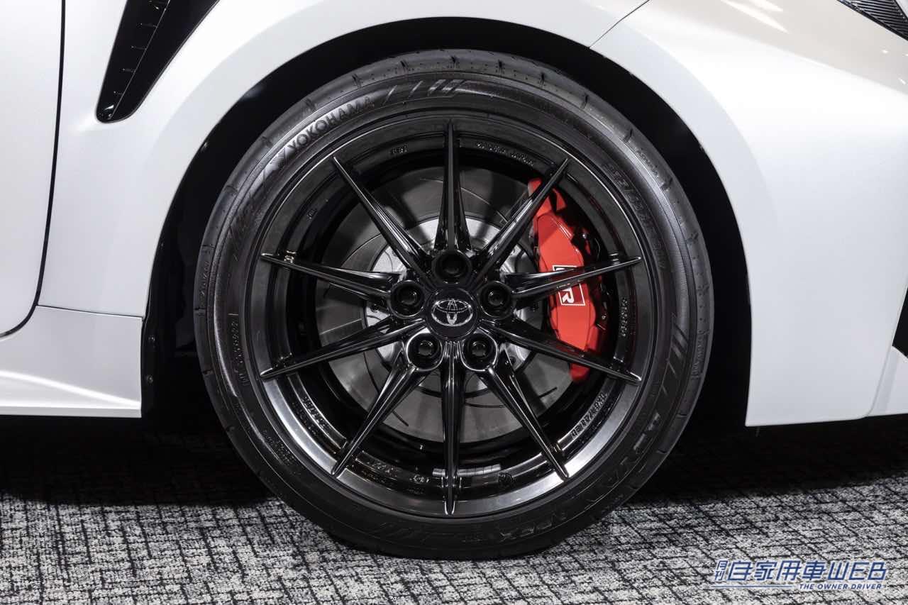 |GRカローラ日本仕様発表! さらに走りが磨き込まれた2シーターモデル「モリゾウエディション」も世界初公開!!