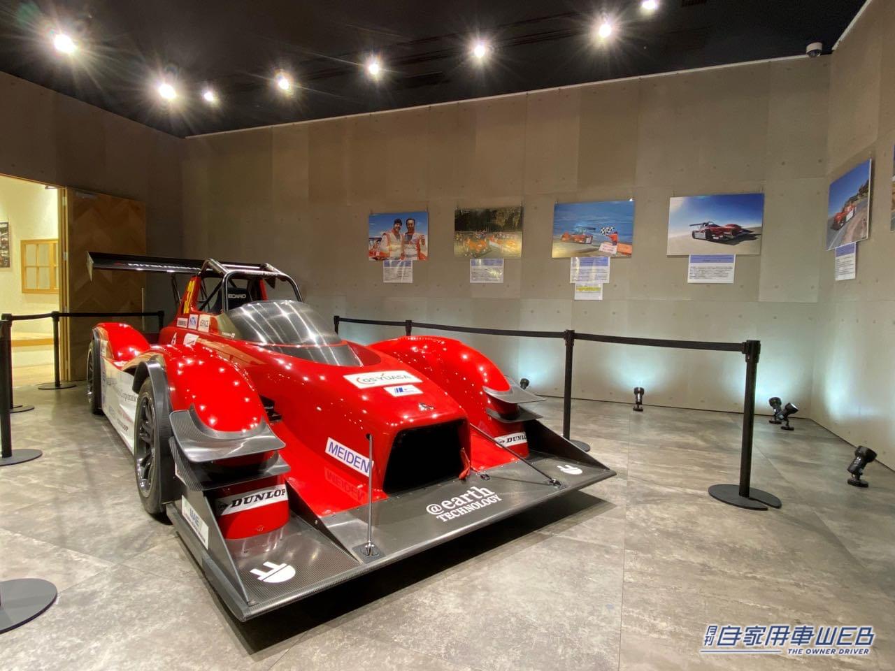 |三菱自動車本社ショールームで「eKクロスEV」の発表を記念してパイクスピーク展を開催