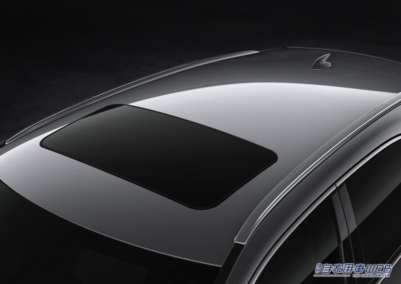 |馬を操る手綱にヒント得てデザインされたレクサス新型「RX」のコックピット