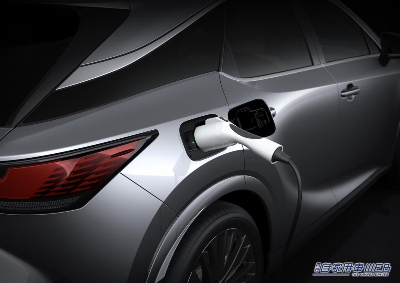 |多彩すぎて絶対迷う!? どれを選ぶ!? レクサス新型「RX」4つのパワートレーン