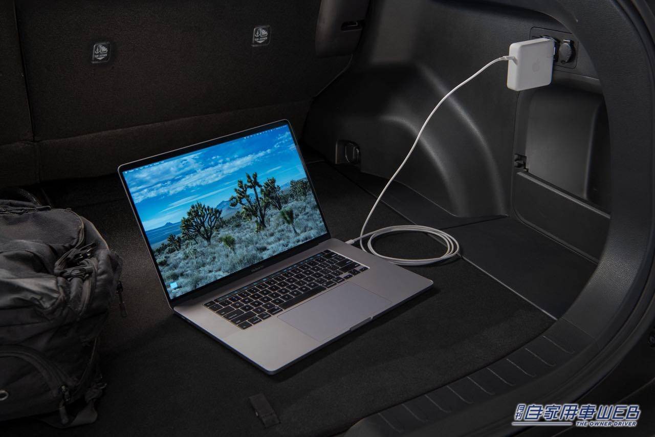 |アウトドアに必要なものをすべて装備したRAV4ハイブリッドスペシャルエディション。米国トヨタが発表!