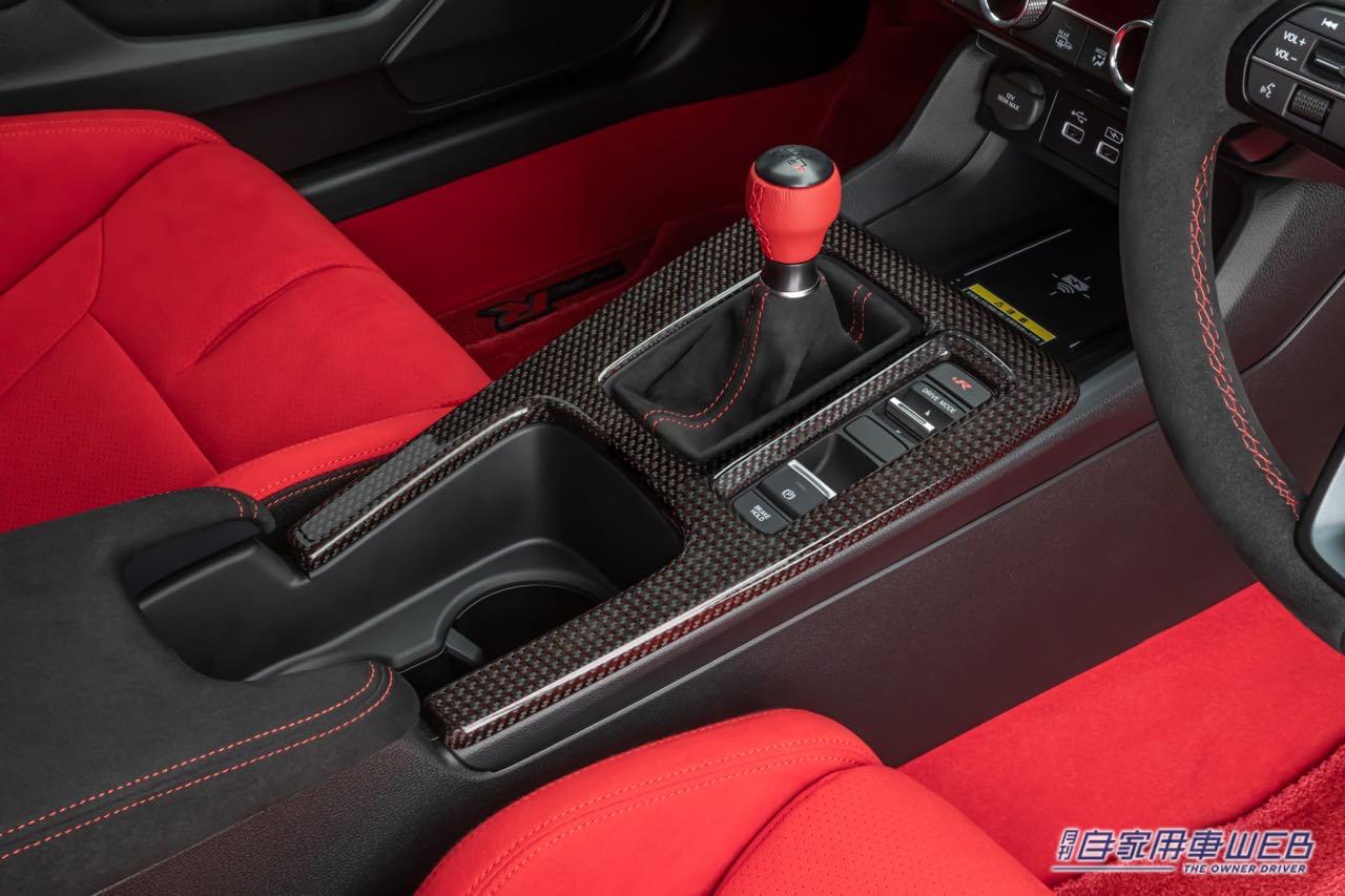 |注目は実効空力デバイス採用のテールゲートスポイラー。新型「シビック タイプR」純正アクセサリーをホンダアクセスが先行公開