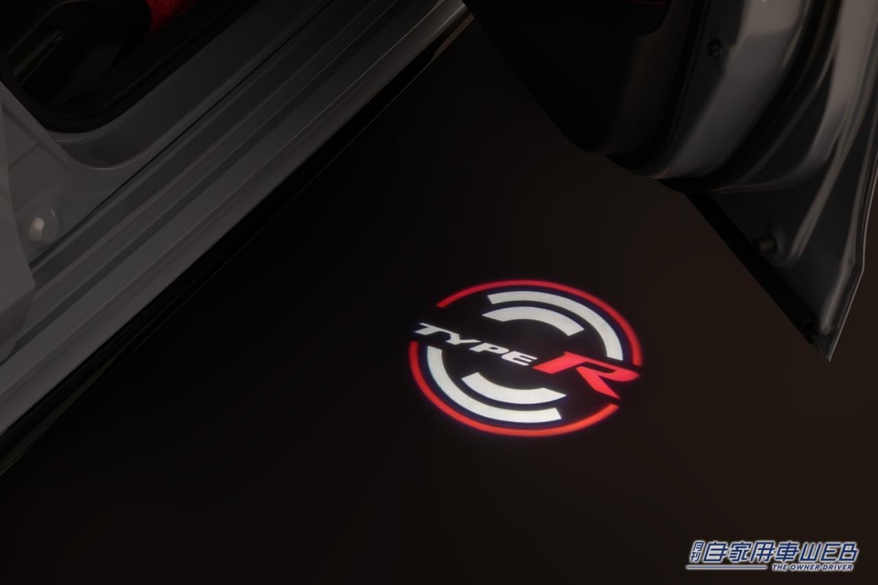 |注目は実効空力デバイス採用のテールゲートスポイラー。新型「シビック タイプR」純正アクセサリーをホンダアクセスが先行公開