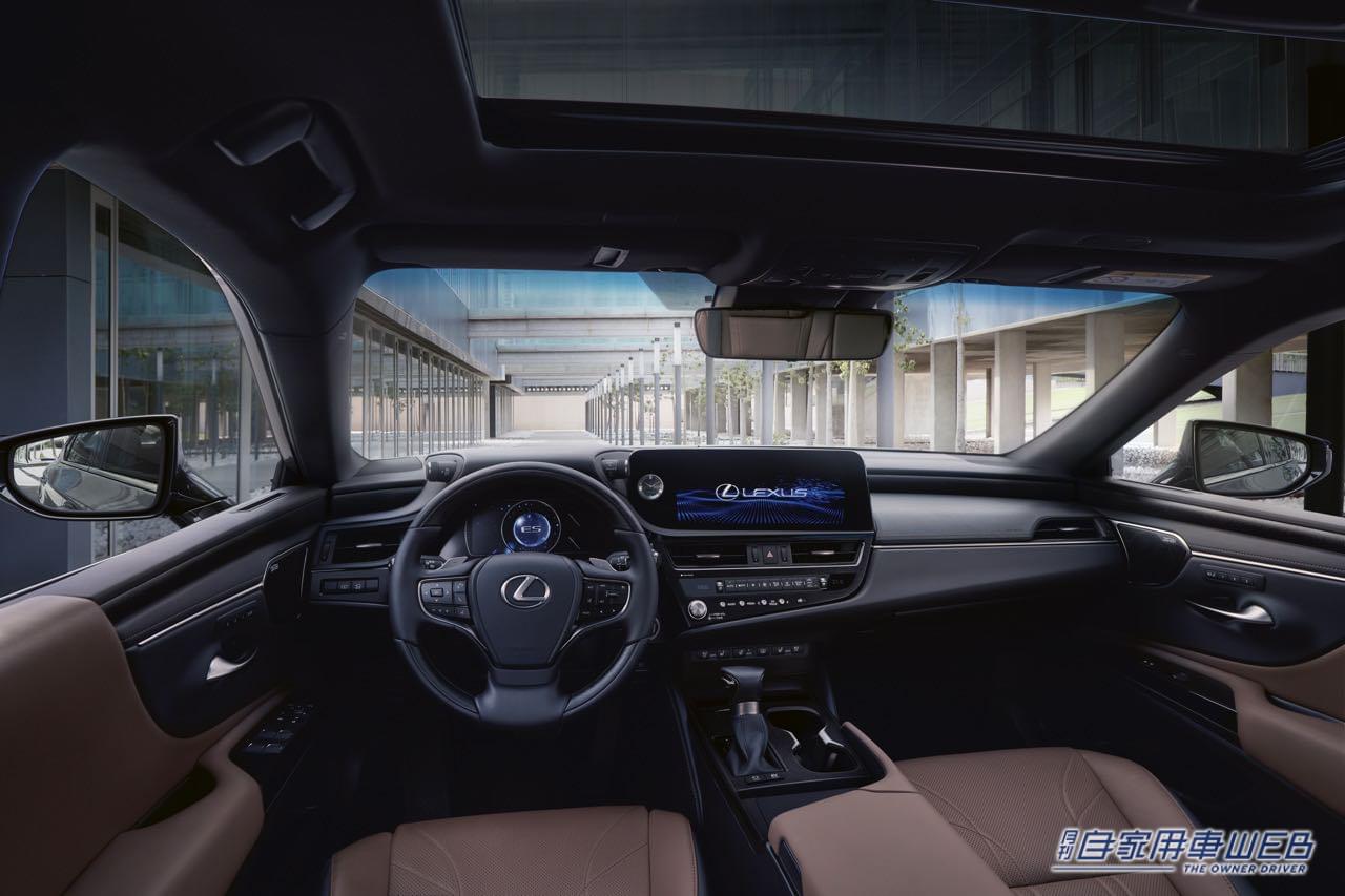 |欧州レクサス、「レクサスES」の2023年モデルを発表。コネクテッドを強化し、音声アシスタントの「Hey Lexus」を搭載