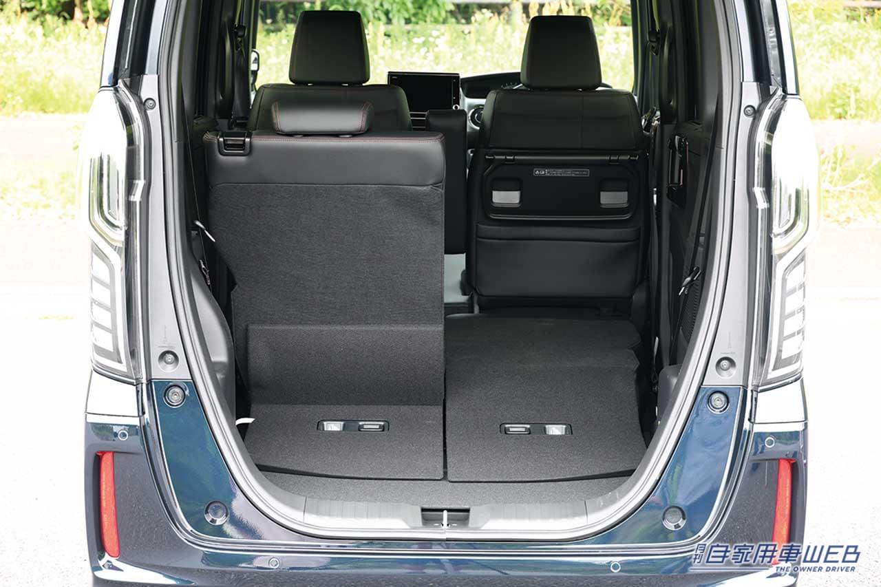 |軽自動車のベストセラー【N-BOX】、ベンチシート、スーパースライド、スロープの3仕様から選べる