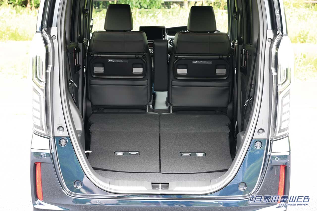 |軽自動車のベストセラー【N-BOX】、ベンチシート、スーパースライド、スロープの3仕様から選べる