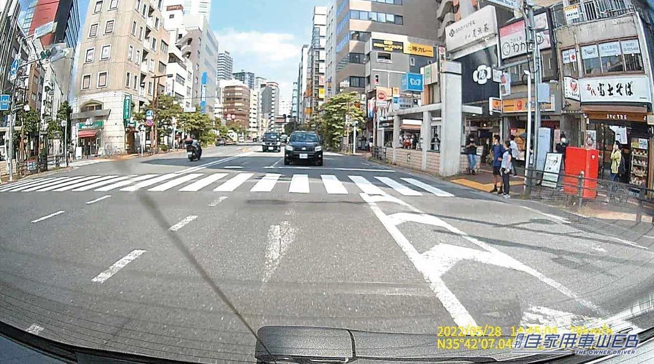 |この機能は嬉しい!後方のあおり運転を検知し自動録画を開始するカロッツェリアの最新ドライブレコーダー