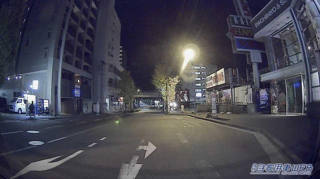 |独自のリヤデュアルカメラを搭載で迷惑運転の状況を把握【Yupiteru Y-3000】