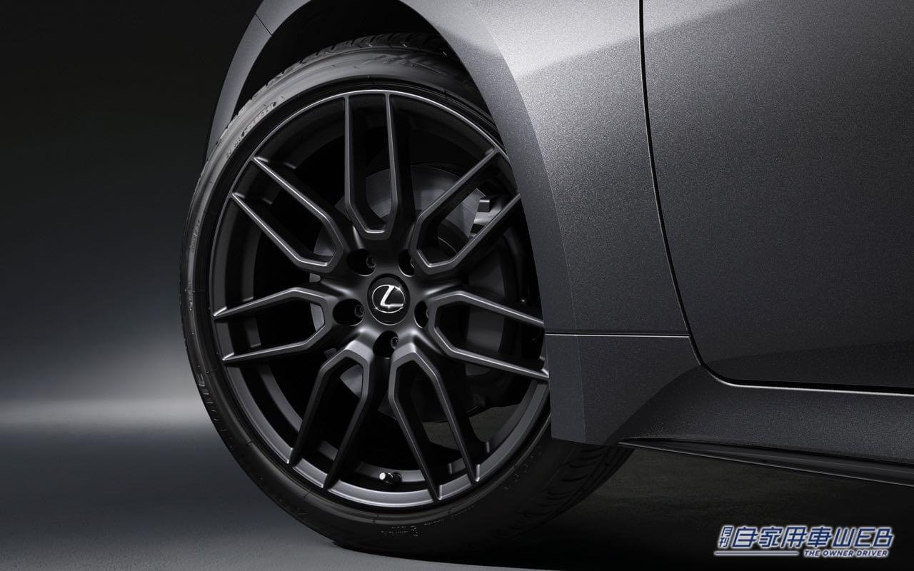 |レクサス、スポーツセダン「IS」に特別仕様車「“F SPORT Mode BlackⅢ”」を設定。同時にベースモデルを一部改良