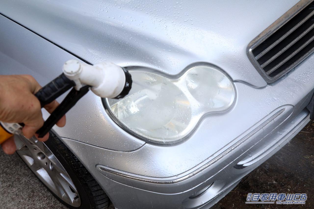 |嘘だろ…車のライト「実はスゲェ汚い」と知って絶句。簡単にキレイにする裏技ありました。