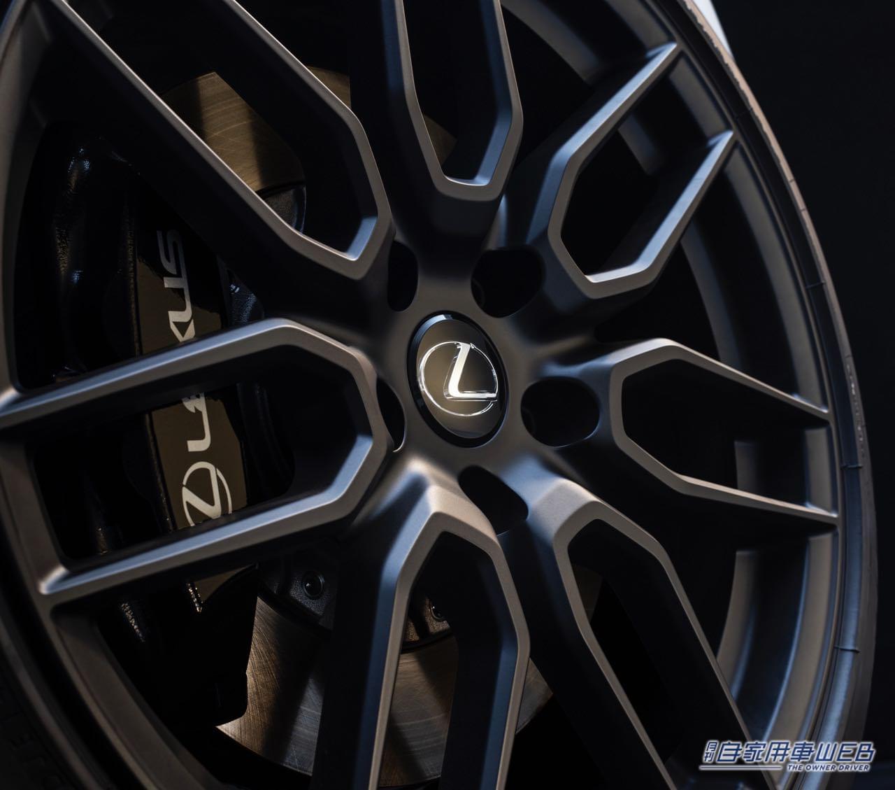 |レクサス、待望の481馬力5.0LV8エンジン搭載の「IS500 “F SPORT Performance”」を850万円で日本国内導入。500台限定の特仕も設定!