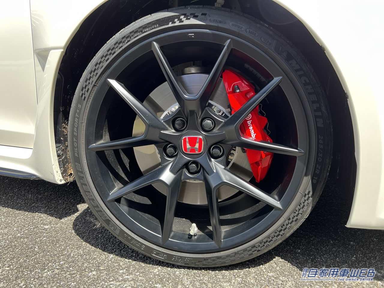 |330馬力、2.0L・VTECターボ搭載。ホンダ新型「シビックタイプR」が499万7300円で発売