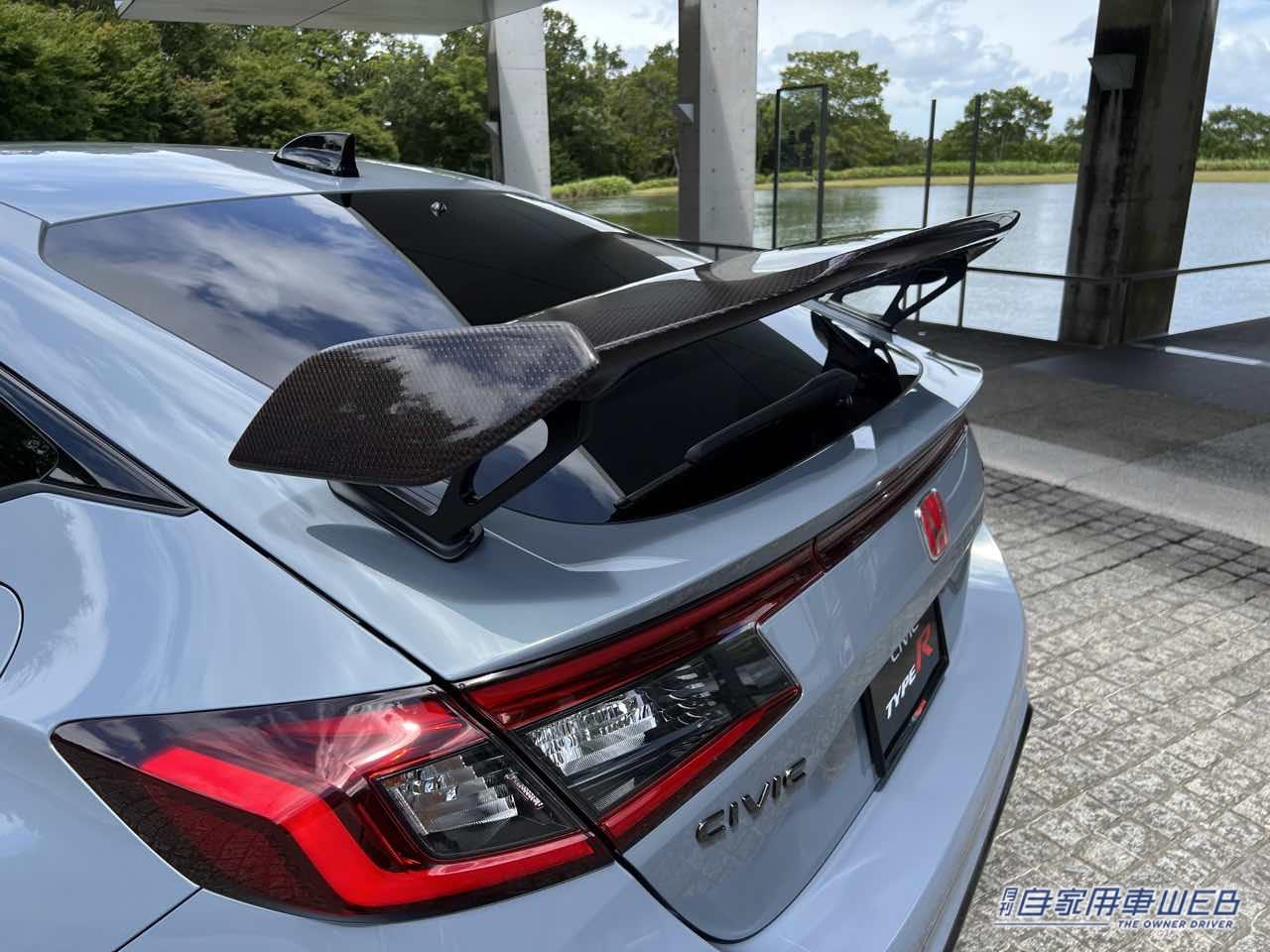 |ホンダアクセス、新型「シビック タイプR」用純正アクセサリーを発売。ハンドメイドリアルカーボン採用アイテムに注目