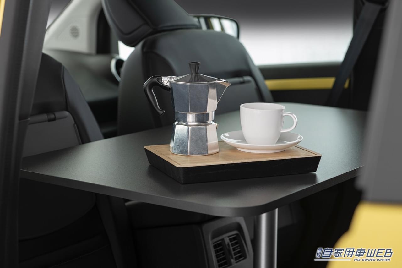 |メルセデス・ベンツが小型ミニバン「Tクラス」用キャンピングキットのマルコポーロ・モジュールを公開