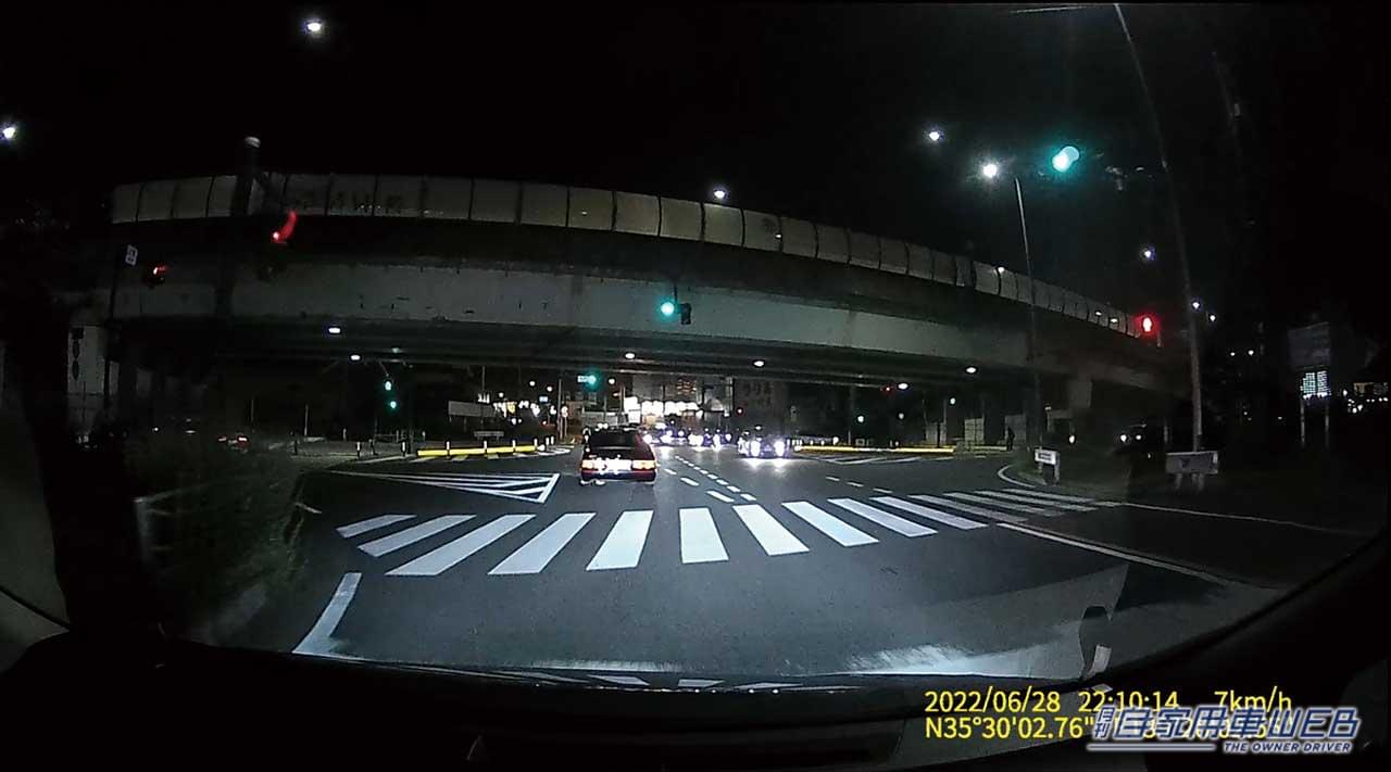 |24時間365日の駐車監視で安心、あおり運転対策機能搭載のドライブレコーダー【carrowzzeria VREC-DZ800DC】