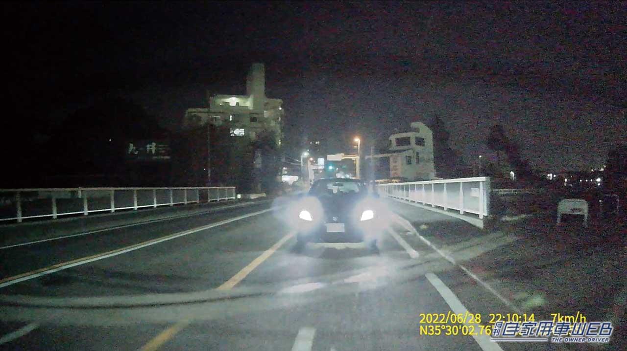 |24時間365日の駐車監視で安心、あおり運転対策機能搭載のドライブレコーダー【carrowzzeria VREC-DZ800DC】