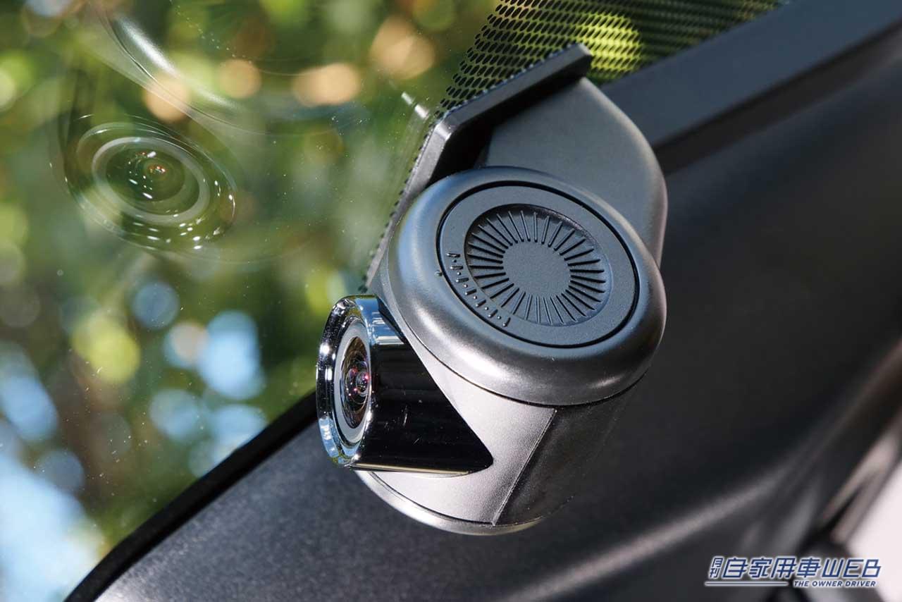 |連携モデルならではの快適コントロール、ストラーダナビの高画質大画面で再生可能【panasonic CA-DR03HTD】