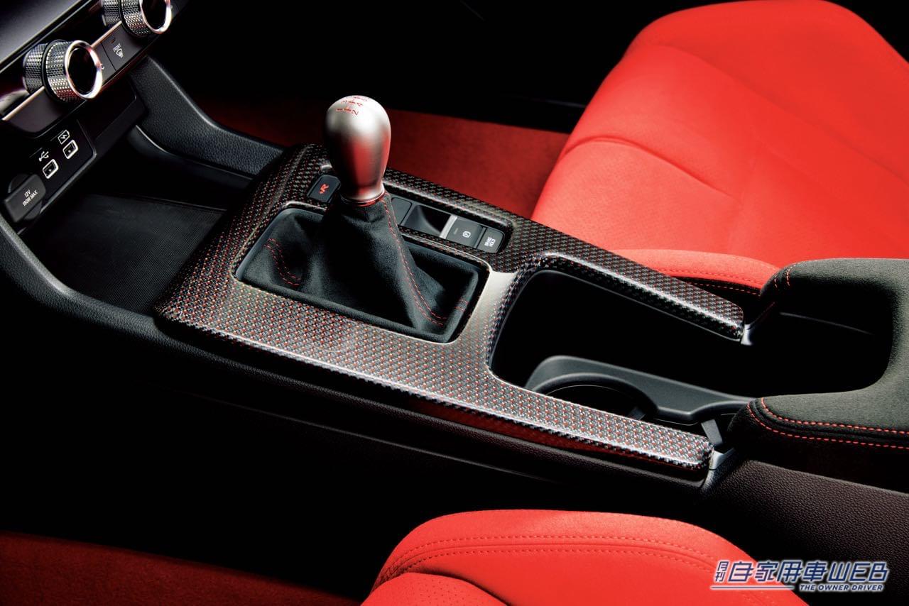 |ホンダアクセス、新型「シビック タイプR」用純正アクセサリーを発売。ハンドメイドリアルカーボン採用アイテムに注目