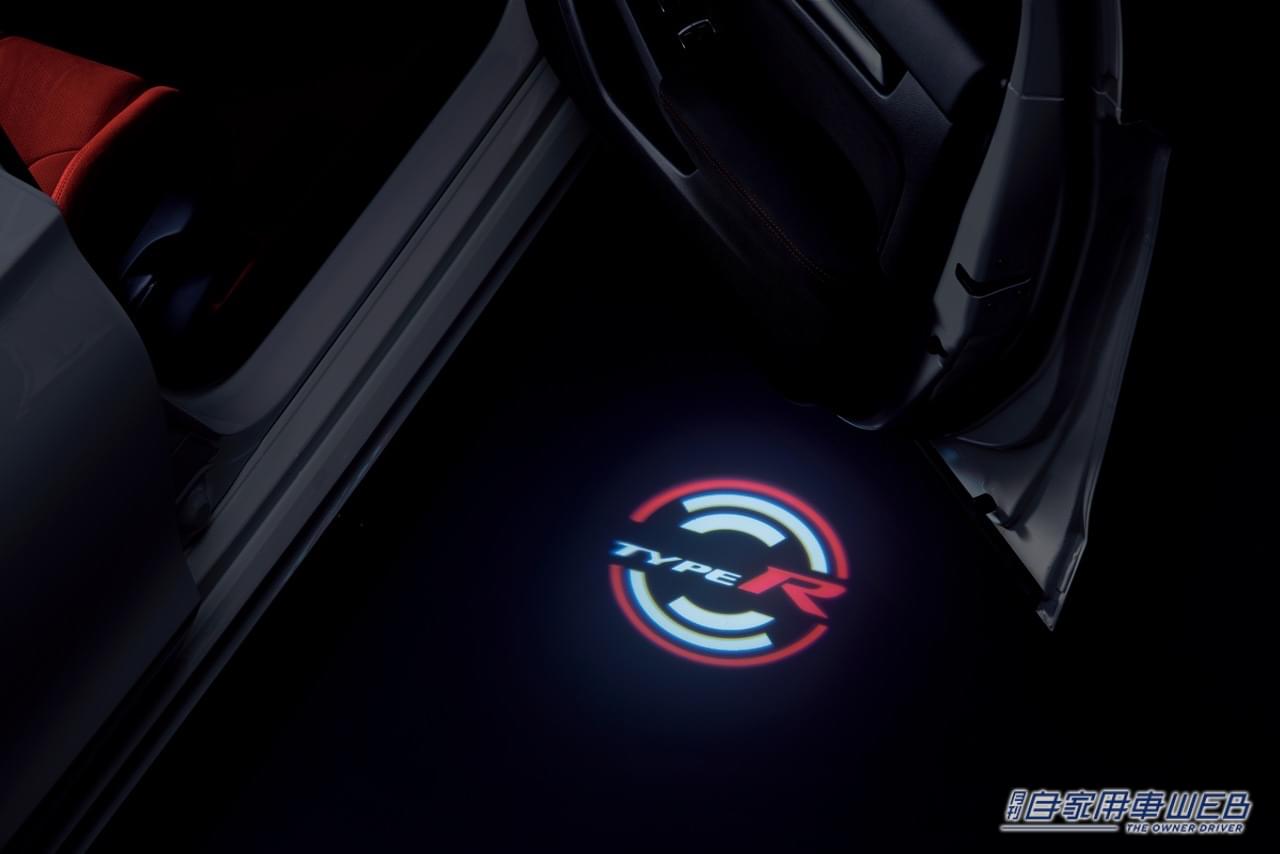 |ホンダアクセス、新型「シビック タイプR」用純正アクセサリーを発売。ハンドメイドリアルカーボン採用アイテムに注目