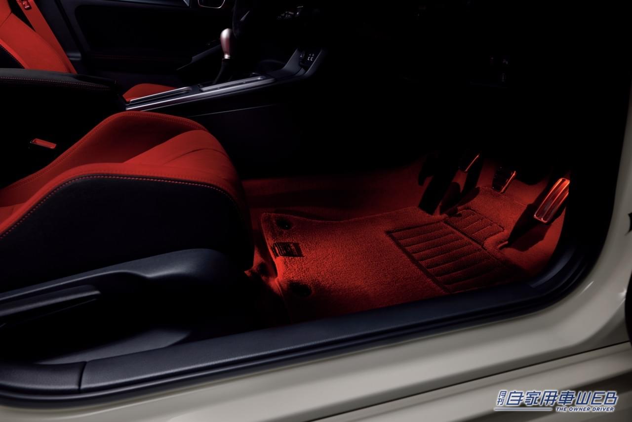 |ホンダアクセス、新型「シビック タイプR」用純正アクセサリーを発売。ハンドメイドリアルカーボン採用アイテムに注目