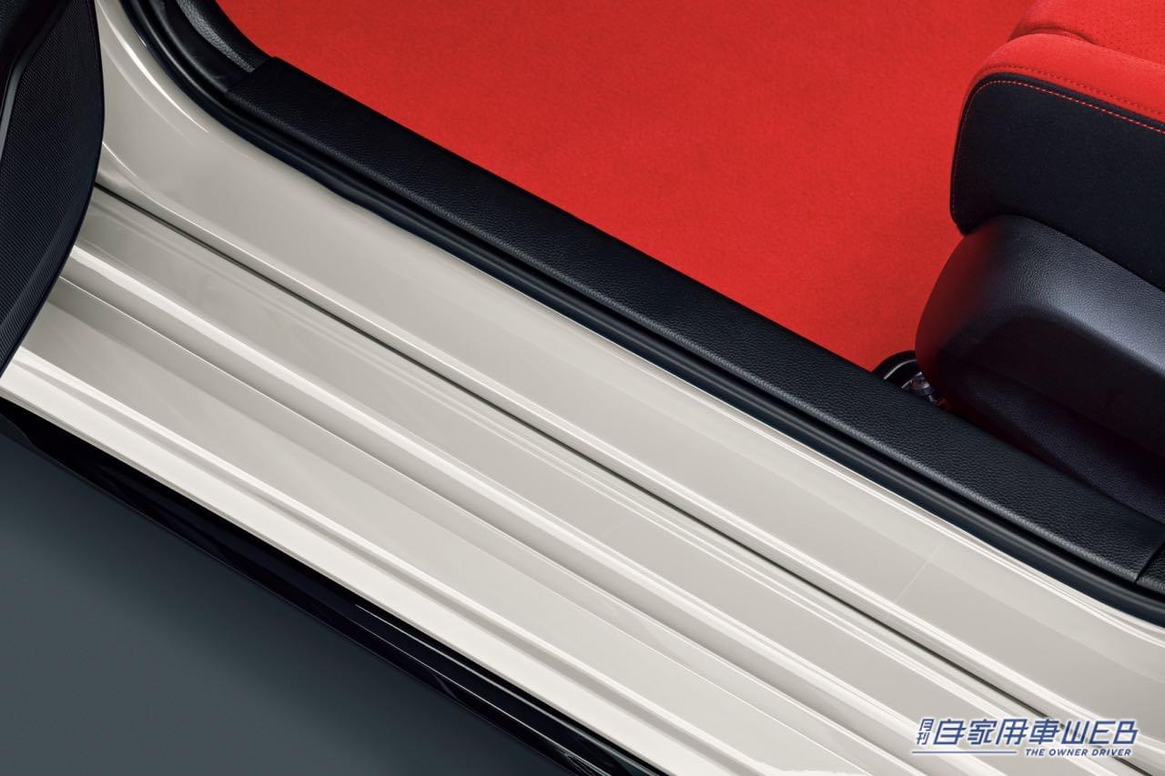 |ホンダアクセス、新型「シビック タイプR」用純正アクセサリーを発売。ハンドメイドリアルカーボン採用アイテムに注目