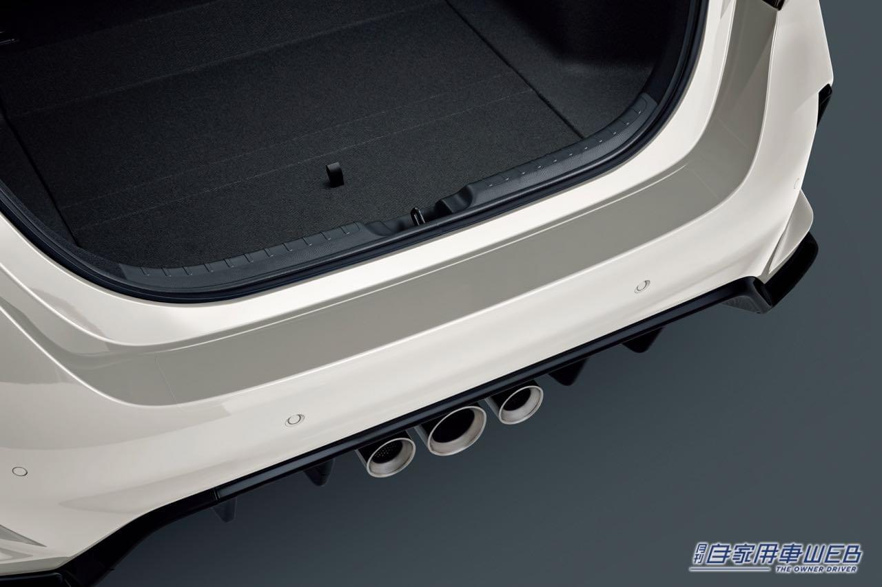 |ホンダアクセス、新型「シビック タイプR」用純正アクセサリーを発売。ハンドメイドリアルカーボン採用アイテムに注目