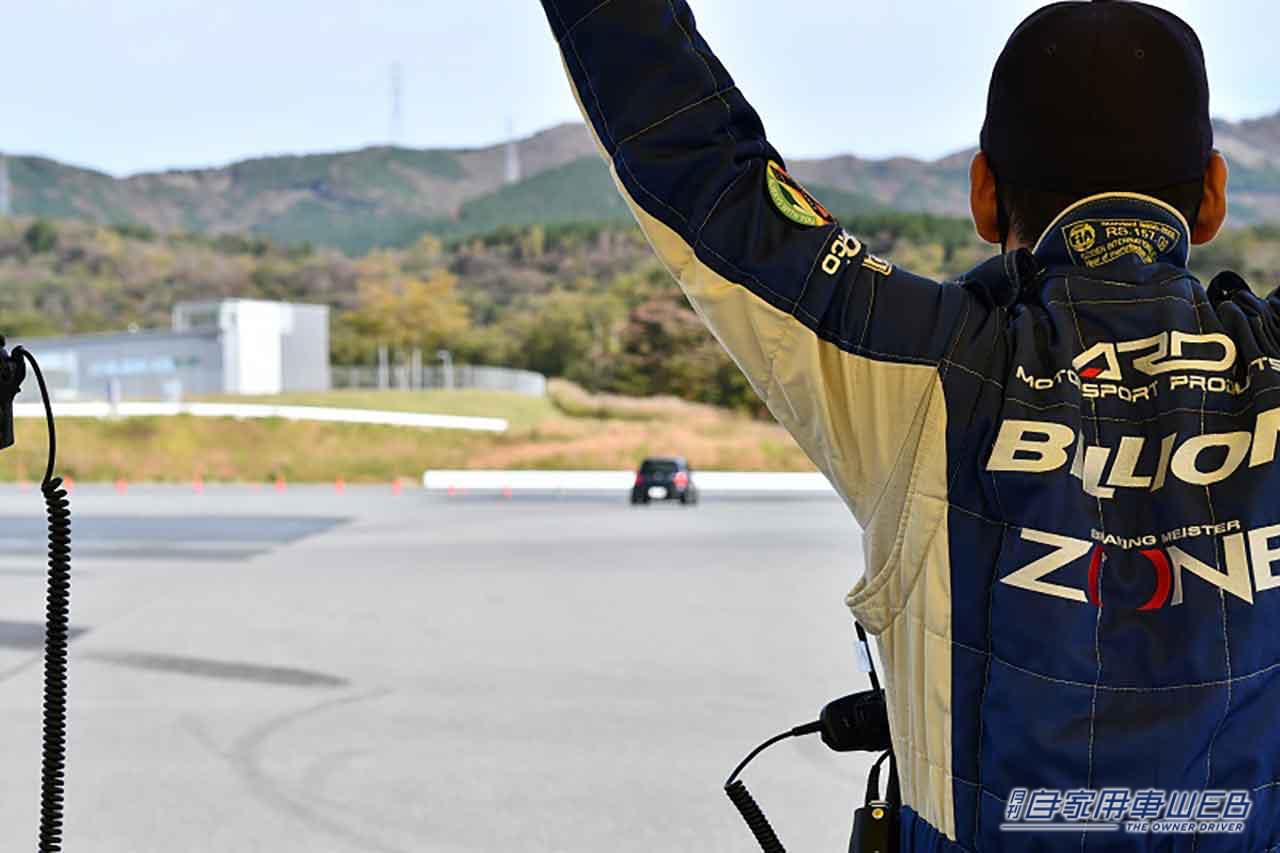 |ドラテクマニア田中ミノル氏が指導!ワンメイクドライビングレッスン「SUZUKI SWIFT」参加者を募集中!