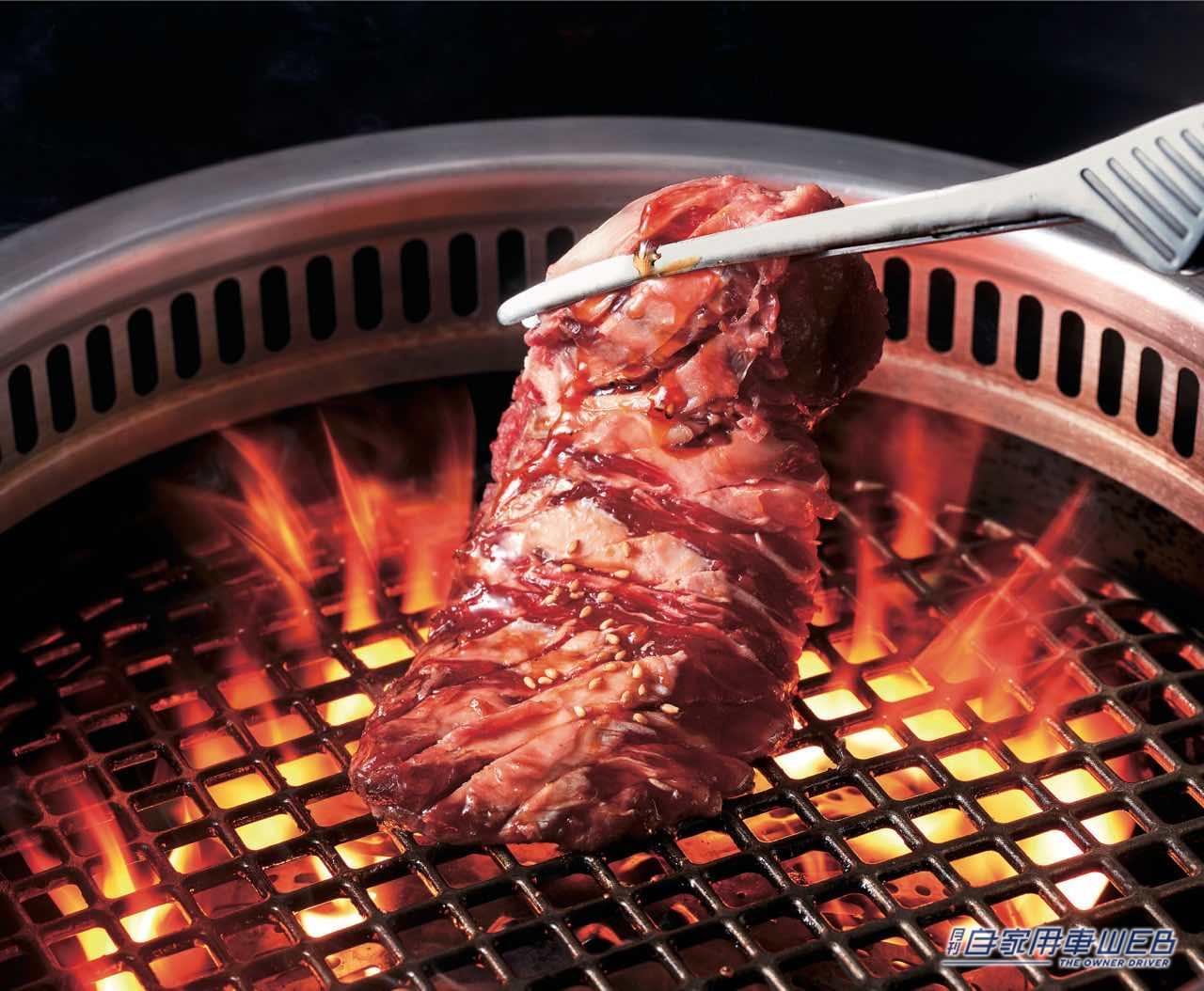 |幹線道路沿いに店舗が多く、車ユーザーには立ち寄りやすい人気焼肉店『焼肉きんぐ』が、超ウマそうな東西エリアの四大名物企画を実施!