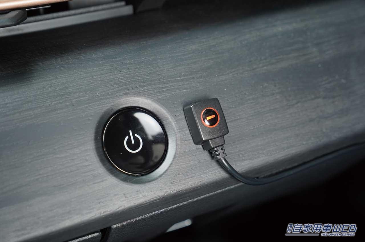 |ドライブ中にテレビや映像が楽しめる! 新型アリア用「TV-KIT」が登場、取り付けは嬉しいカプラーオン!