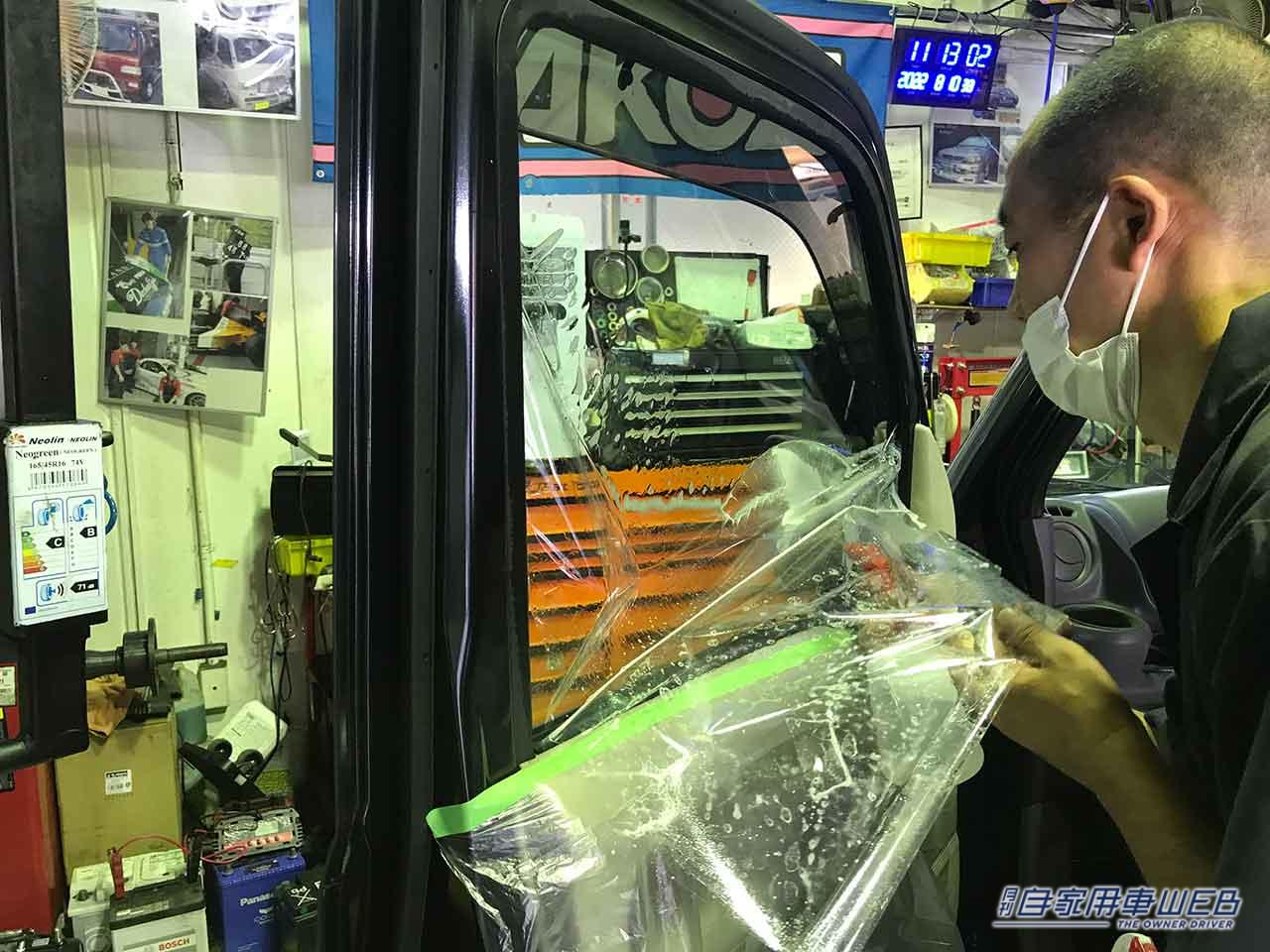 |キャンピングカーっぽくない!街乗りにも車中泊にも最適な軽キャン「VanBaseエブリイ」