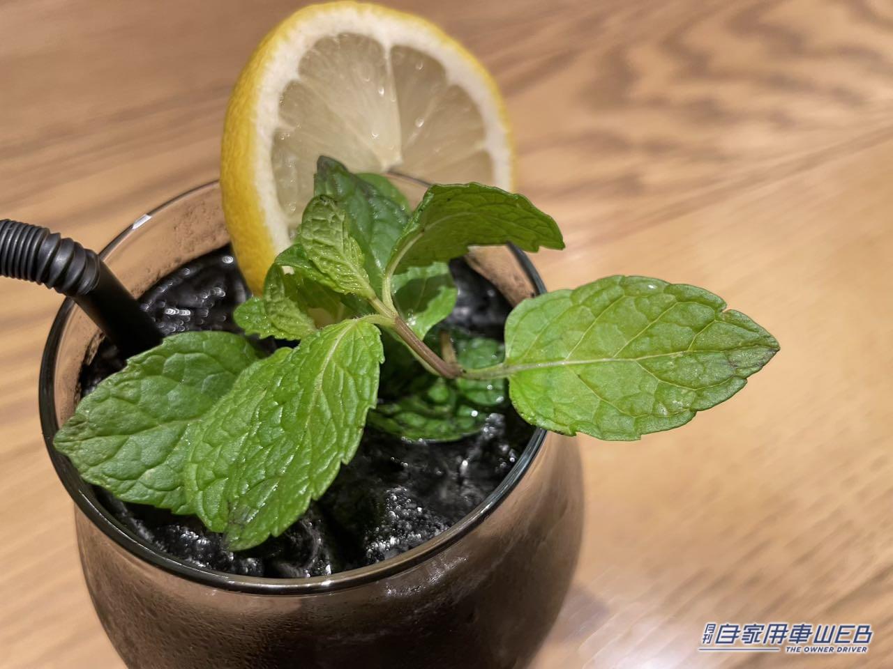 |LEXUS × MARVEL × adidasの豪華コラボ!『ブラックパンサー/ワカンダ・フォーエバー』モチーフの特別ラッピングカーが「LEXUS MEETS…」に登場! 真っ黒なオリジナルドリンクもあるぞ!