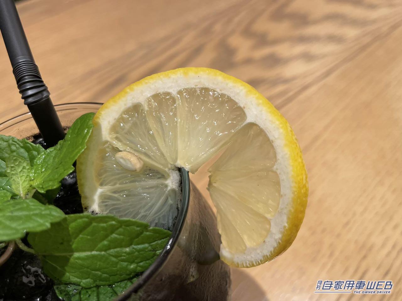 |LEXUS × MARVEL × adidasの豪華コラボ!『ブラックパンサー/ワカンダ・フォーエバー』モチーフの特別ラッピングカーが「LEXUS MEETS…」に登場! 真っ黒なオリジナルドリンクもあるぞ!