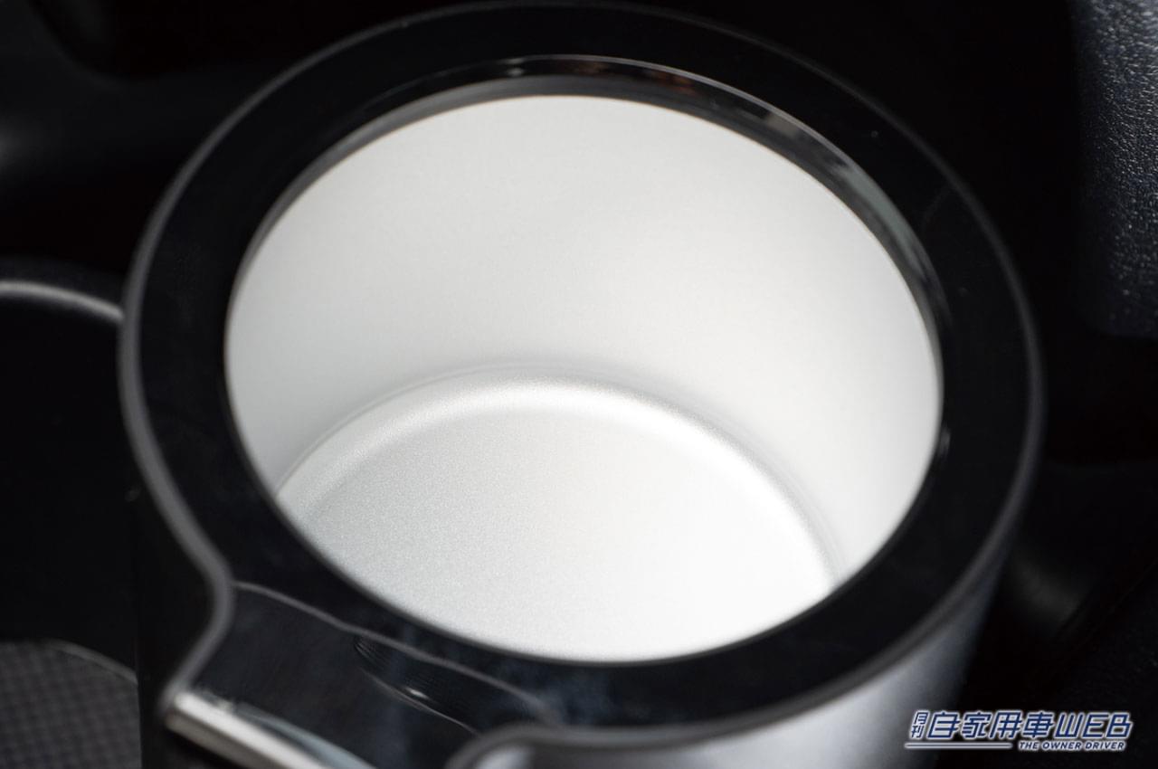 |純正ホルダーにジャストフィット! 寒い時期に嬉しい、温かさを長時間キープする保温保冷ドリンクホルダー