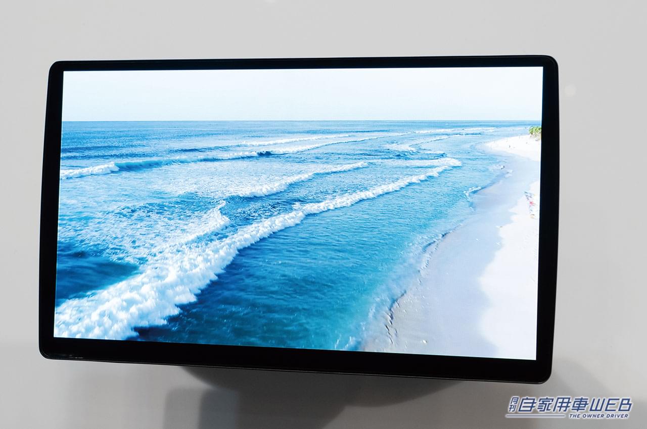 |適合車種はなんと490種オーバー!高画質大画面で好みのコンテンツをリモート視聴できるレコーダーリングが凄い!【Panasonic Strada】