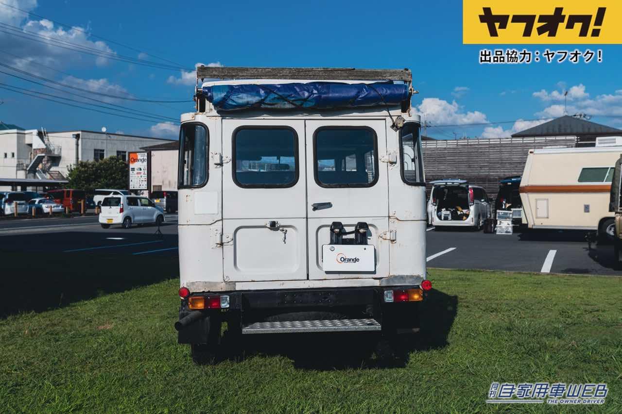 |日本未発売のランドクルーザー40系がヤフオクに!LOT No.5「1984 Toyota Land Cruiser Troop Carrier 47」