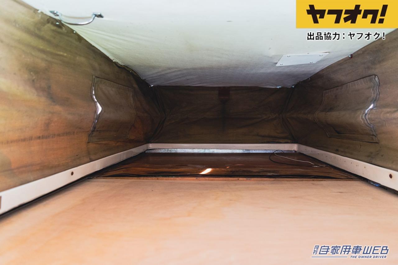 |日本未発売のランドクルーザー40系がヤフオクに!LOT No.5「1984 Toyota Land Cruiser Troop Carrier 47」