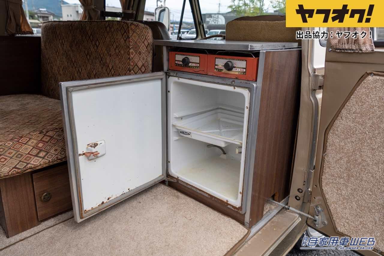 |車の中はアメリカンダイナー!クラシックバンがオークションに!LOT No.8「1965 Ford Econoline Falcon」