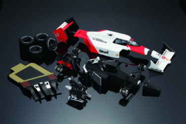 伝説のF1マシンを1/8スケールで内部まで再現!『マクラーレン ホンダ MP4/4』ウェブ限定発売