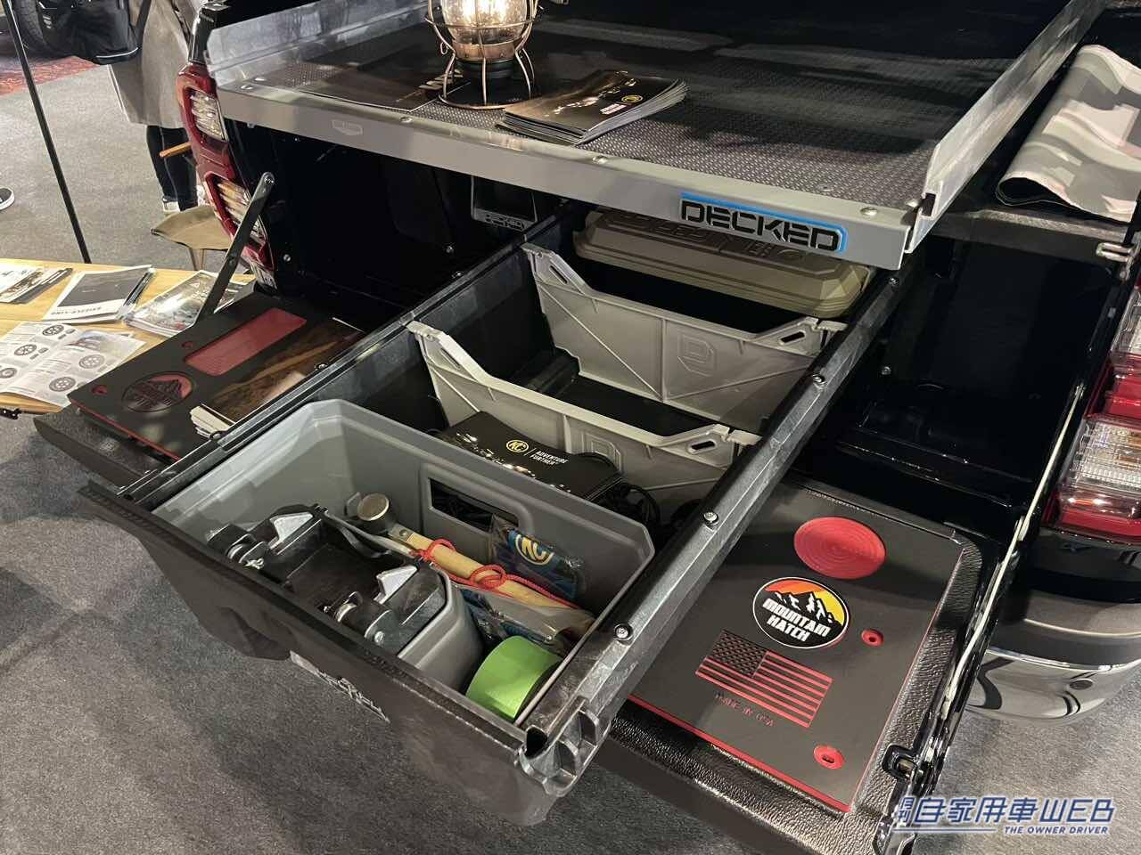 |これはアウトドアの要塞!最高にかっこいいカスタムハイラックスが登場